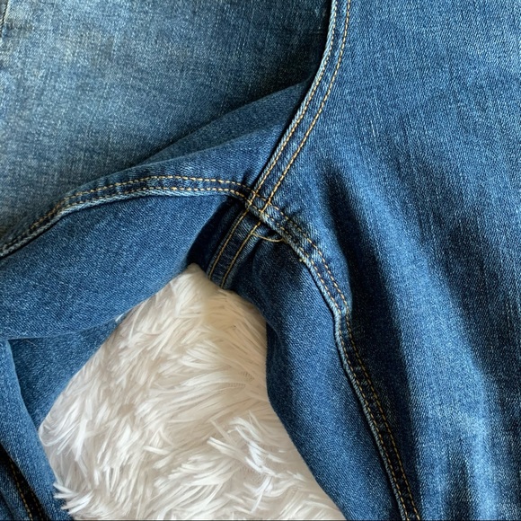 Old Navy Rockstar Mid-Rise Raw Hem Jeans 26 Long - Picture 3 of 11